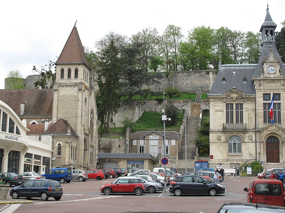 Brocante — Château-Thierry